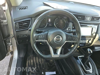 2018 Nissan Rogue SV – miniatura 10