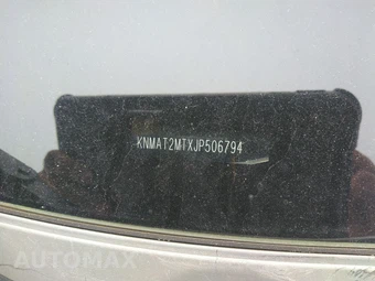 2018 Nissan Rogue SV – miniatura 17