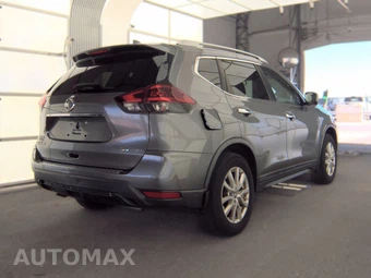 2018 Nissan Rogue SV – miniatura 4