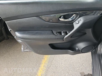 2018 Nissan Rogue SV - miniatura 9
