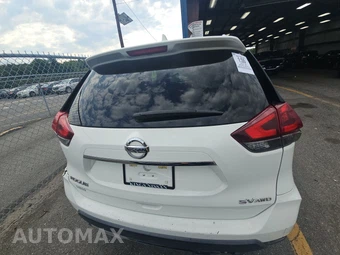 2018 Nissan Rogue SV – miniatura 5