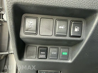 2018 Nissan Rogue SV – miniatura 24