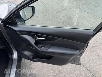 2018 Nissan Rogue SV – miniatura 34