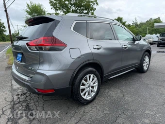 2018 Nissan Rogue SV – miniatura 6