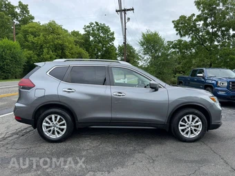 2018 Nissan Rogue SV – miniatura 7