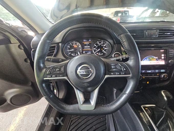 2018 Nissan Rogue SV – miniatura 10