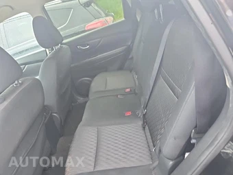2018 Nissan Rogue SV – miniatura 16