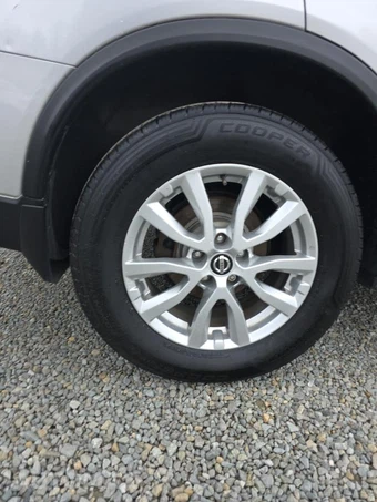2018 Nissan Rogue SV – miniatura 10