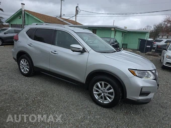 2018 Nissan Rogue SV – miniatura 3