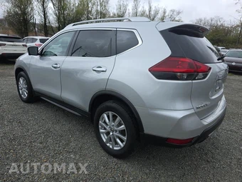 2018 Nissan Rogue SV – miniatura 6