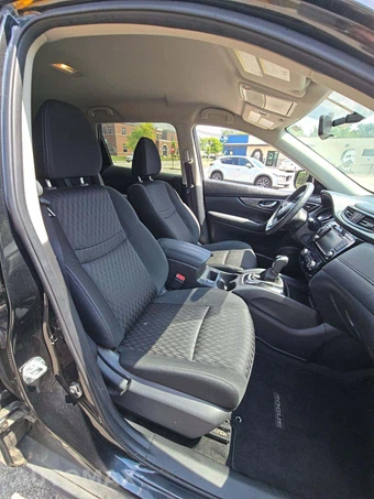 2018 Nissan Rogue SV – miniatura 15