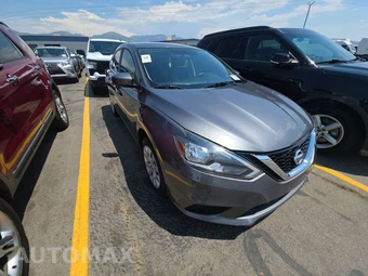 2018 Nissan Sentra S – miniatura 3