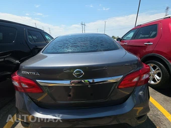 2018 Nissan Sentra S – miniatura 5