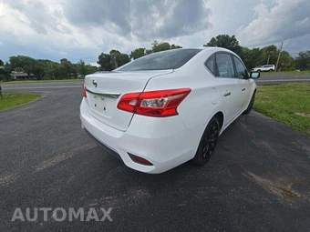 2018 Nissan Sentra S – miniatura 3