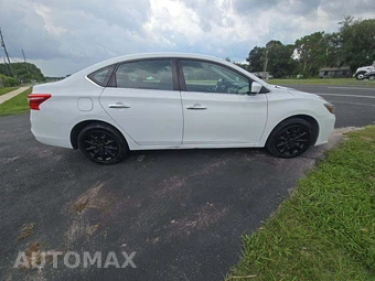 2018 Nissan Sentra S – miniatura 4