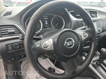 2018 Nissan Sentra S – miniatura 10