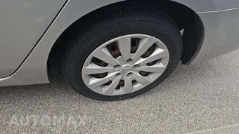 2018 Nissan Sentra S – miniatura 34