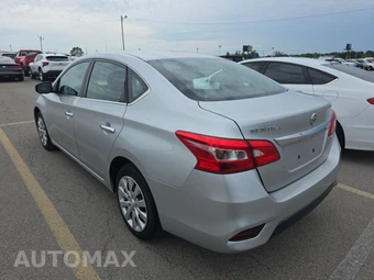 2018 Nissan Sentra S – miniatura 6