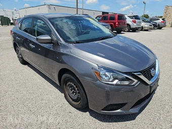 2018 Nissan Sentra S - miniatura 4