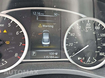 2018 Nissan Sentra S - miniatura 9
