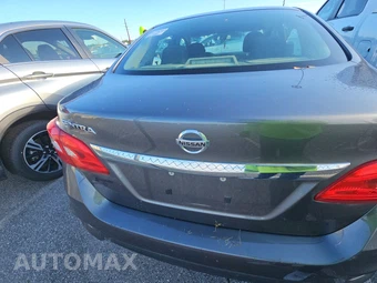 2018 Nissan Sentra S - miniatura 16