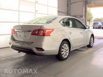 2018 Nissan Sentra S – miniatura 4