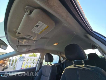 2018 Nissan Sentra S - miniatura 8