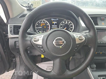 2018 Nissan Sentra S - miniatura 10