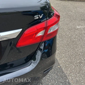 2018 Nissan Sentra SV - miniatura 32