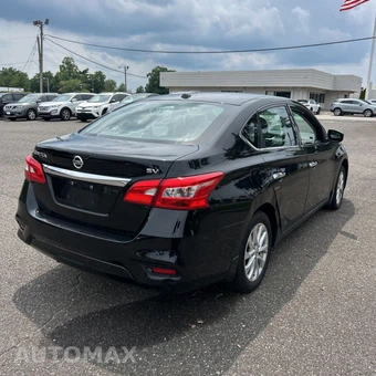 2018 Nissan Sentra SV - miniatura 4