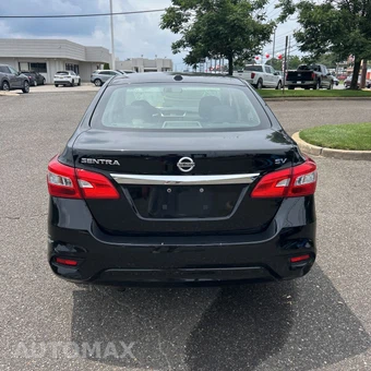 2018 Nissan Sentra SV - miniatura 5