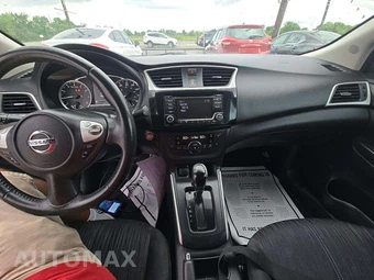 2018 Nissan Sentra SV – miniatura 7