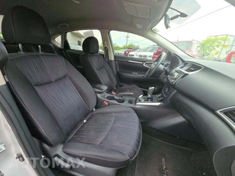 2018 Nissan Sentra SV – miniatura 18