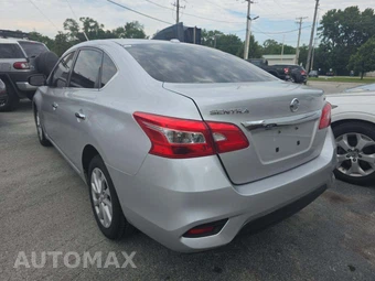 2018 Nissan Sentra SV – miniatura 2