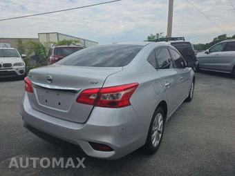 2018 Nissan Sentra SV – miniatura 3