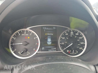 2018 Nissan Sentra SV – miniatura 9