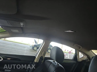 2018 Nissan Sentra SV – miniatura 18