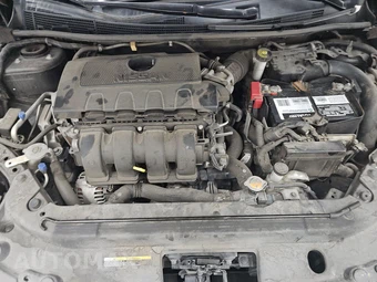 2018 Nissan Sentra SV – miniatura 15