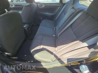 2018 Nissan Sentra SV – miniatura 13