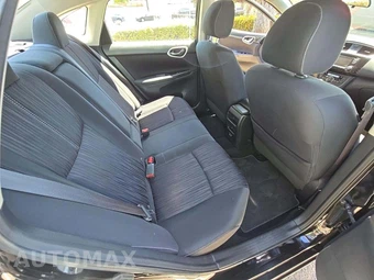 2018 Nissan Sentra SV – miniatura 16
