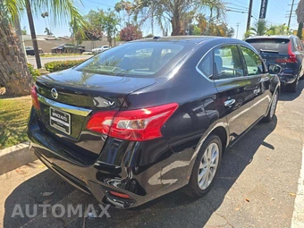 2018 Nissan Sentra SV – miniatura 3