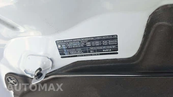 2018 Nissan Sentra SV – miniatura 17