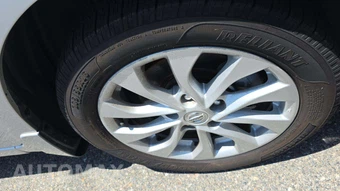 2018 Nissan Sentra SV – miniatura 22