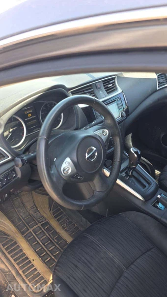 2018 Nissan Sentra SV – miniatura 33