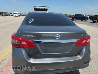 2018 Nissan Sentra SV – miniatura 5