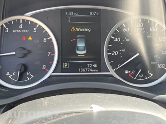 2018 Nissan Sentra SV – miniatura 12