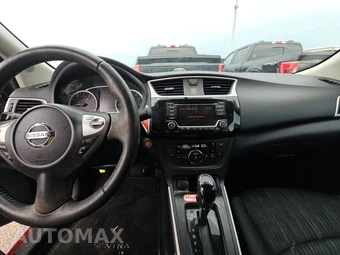 2018 Nissan Sentra SV – miniatura 11