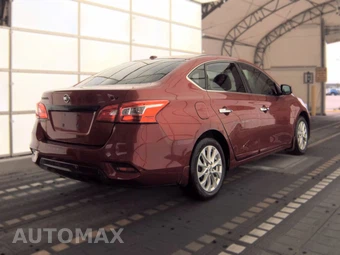 2018 Nissan Sentra SV – miniatura 4