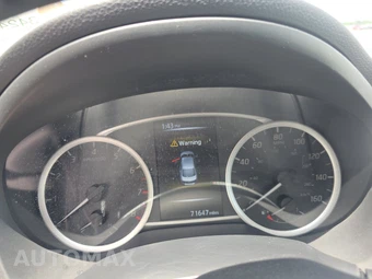 2018 Nissan Sentra SV – miniatura 12