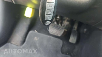 2018 Nissan Sentra SV – miniatura 18